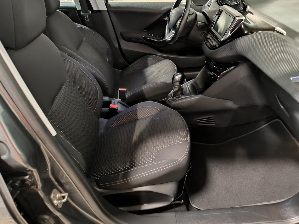 Peugeot 208 1.2PT Allure