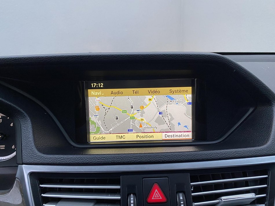 Mercedes-Benz Třída E 2.2 CDi Elegance E200