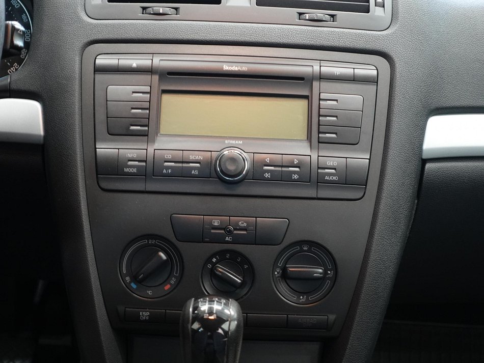 Škoda Octavia II 1.6MPI 