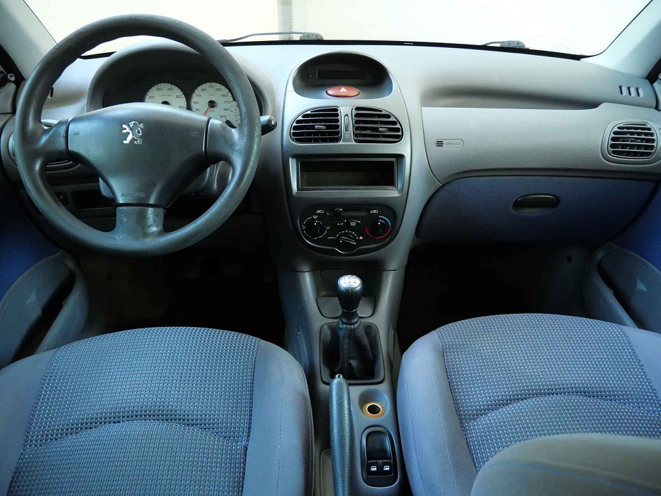 Peugeot 206 1.2i 