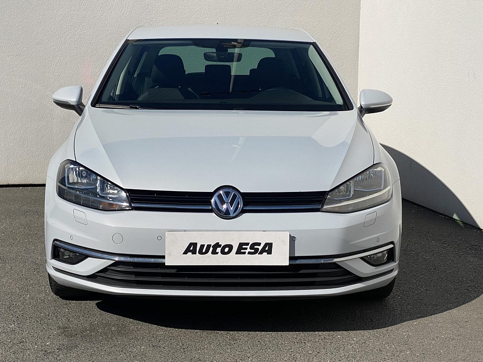 Volkswagen Golf 1.0TSi Join