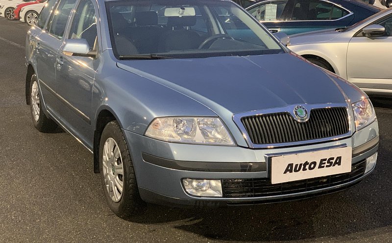 Škoda Octavia II 1.6 FSi Elegance