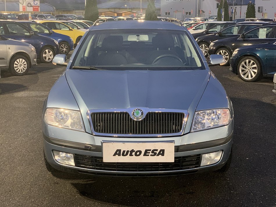 Škoda Octavia II 1.6 FSi Elegance