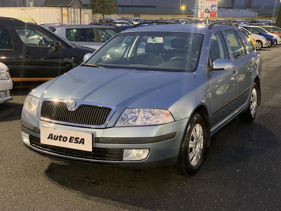Škoda Octavia II 1.6 FSi Elegance