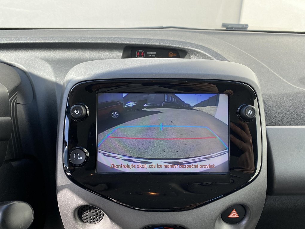 Toyota Aygo 1.0 VVT-i X-play