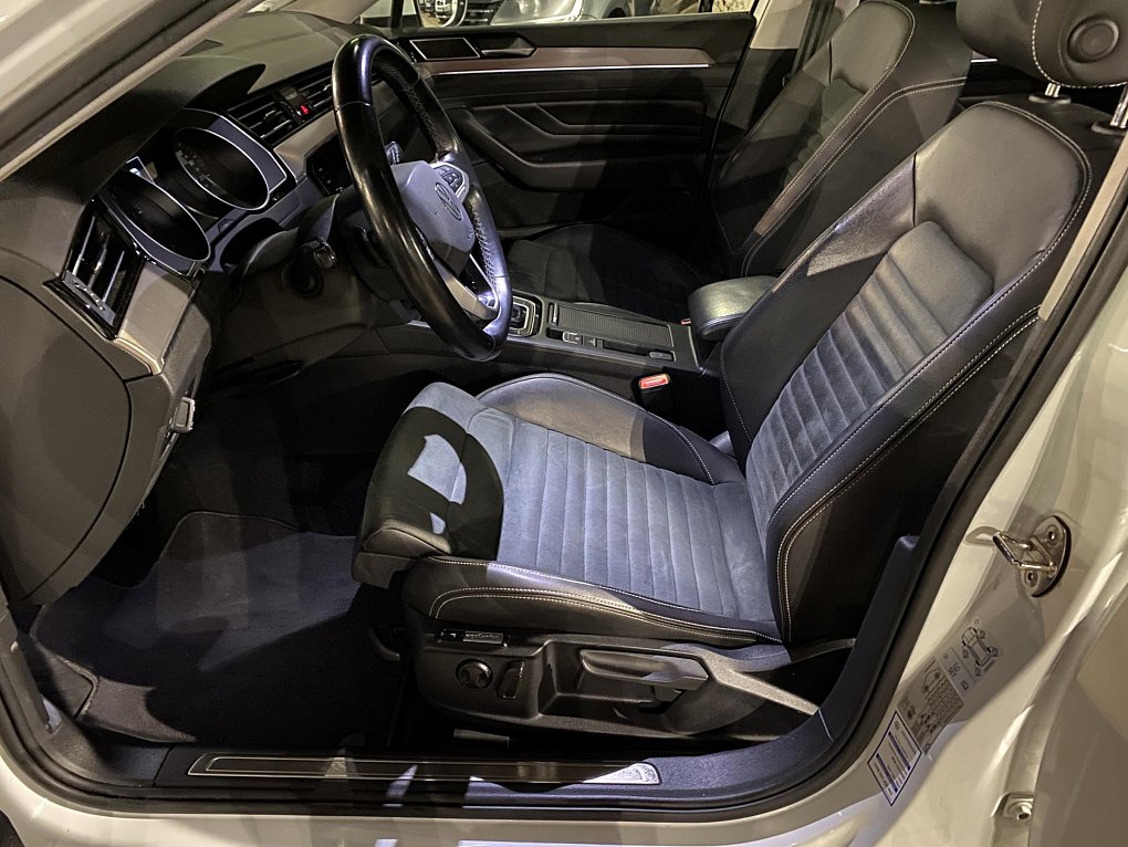 Volkswagen Passat 2.0TDi Elegance