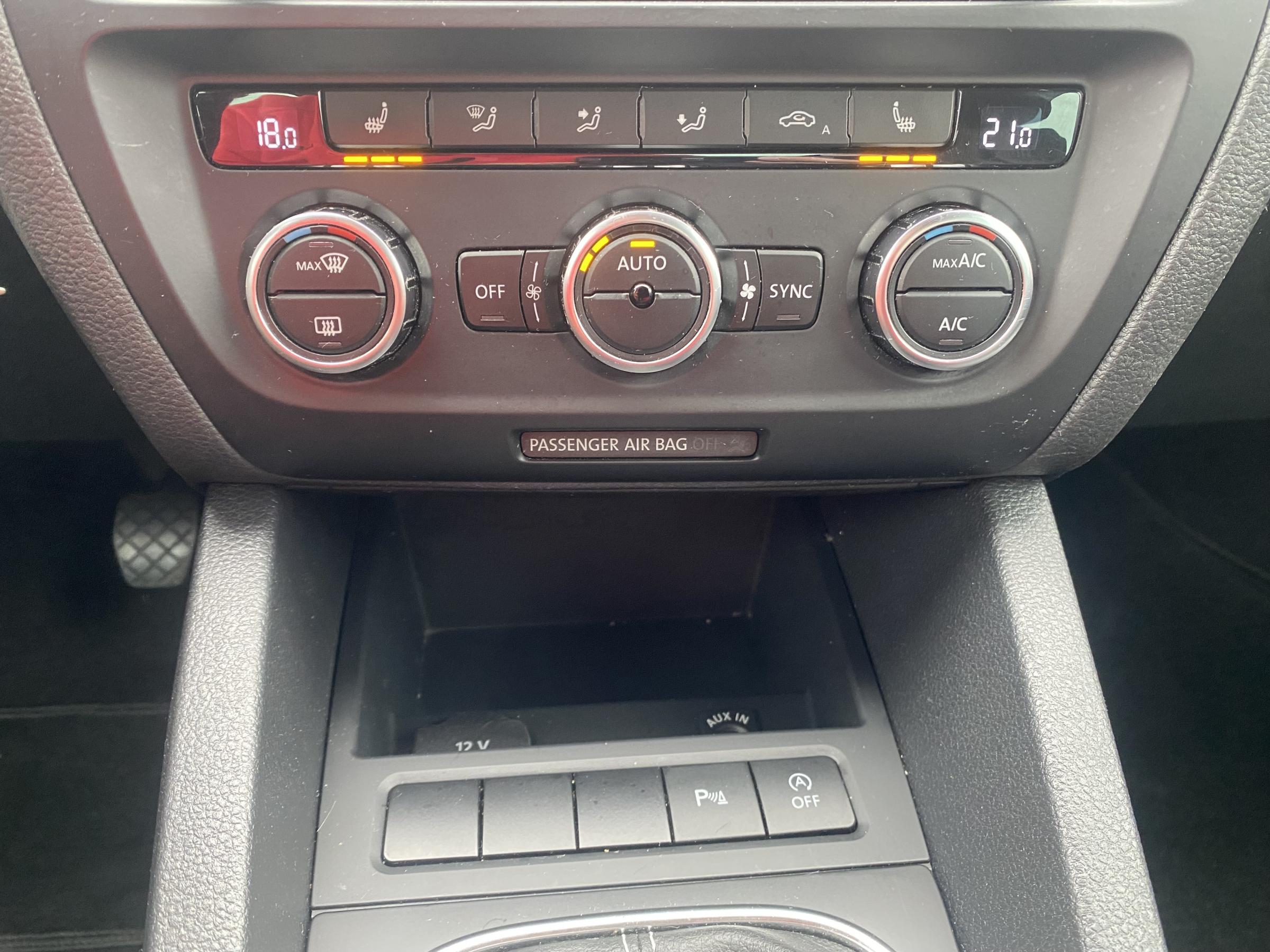 Volkswagen Jetta, 2013 - pohled č. 18