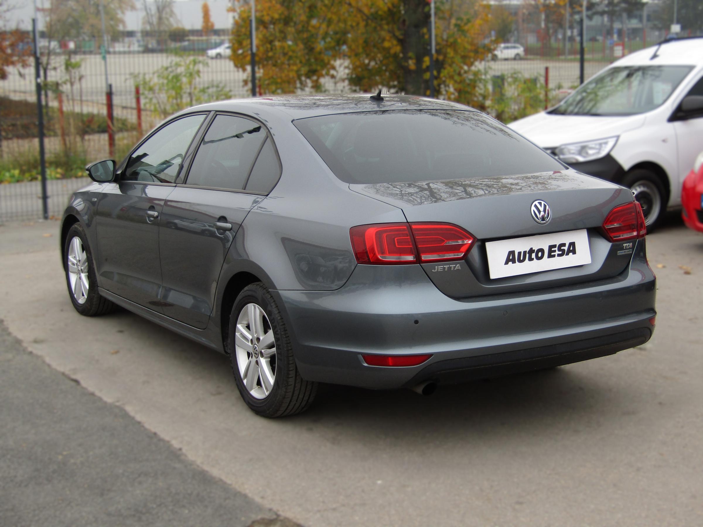 Volkswagen Jetta, 2013 - pohled č. 6