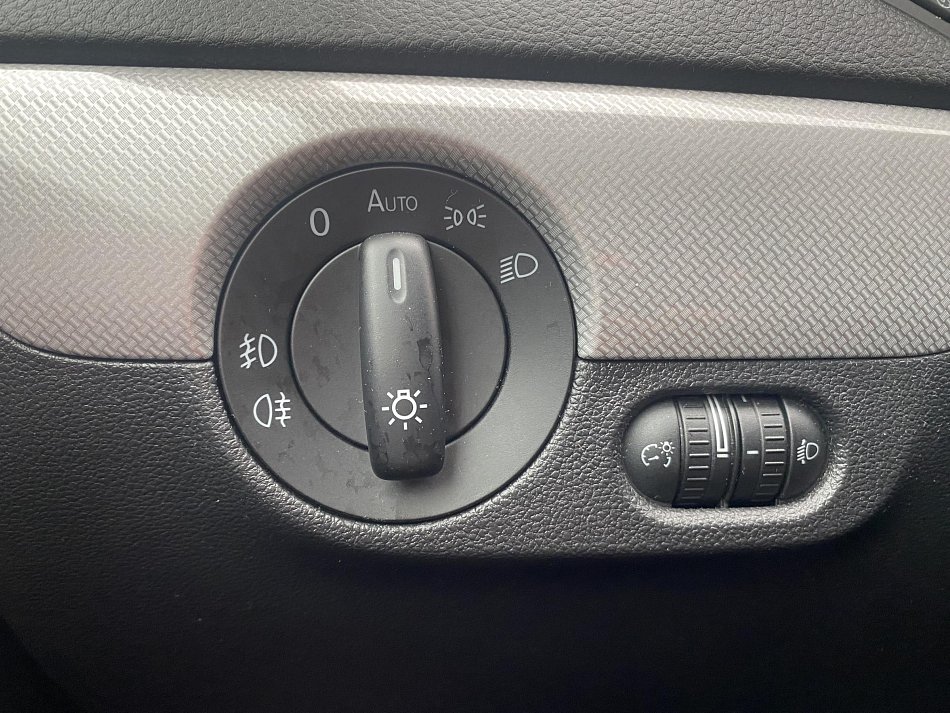 Volkswagen Jetta 1.6 TDi Match