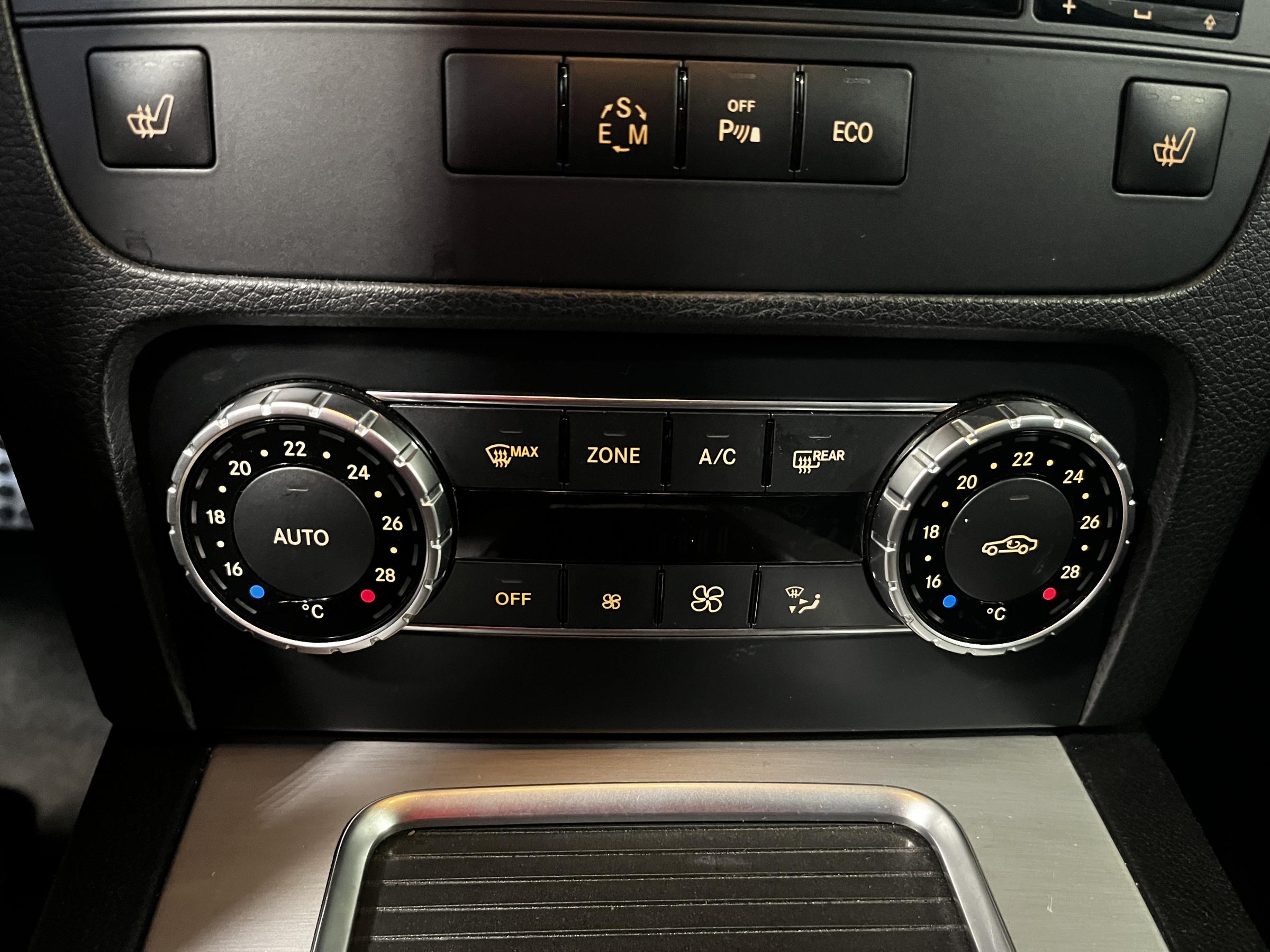 Mercedes-Benz GLK, 2015 - pohled č. 15