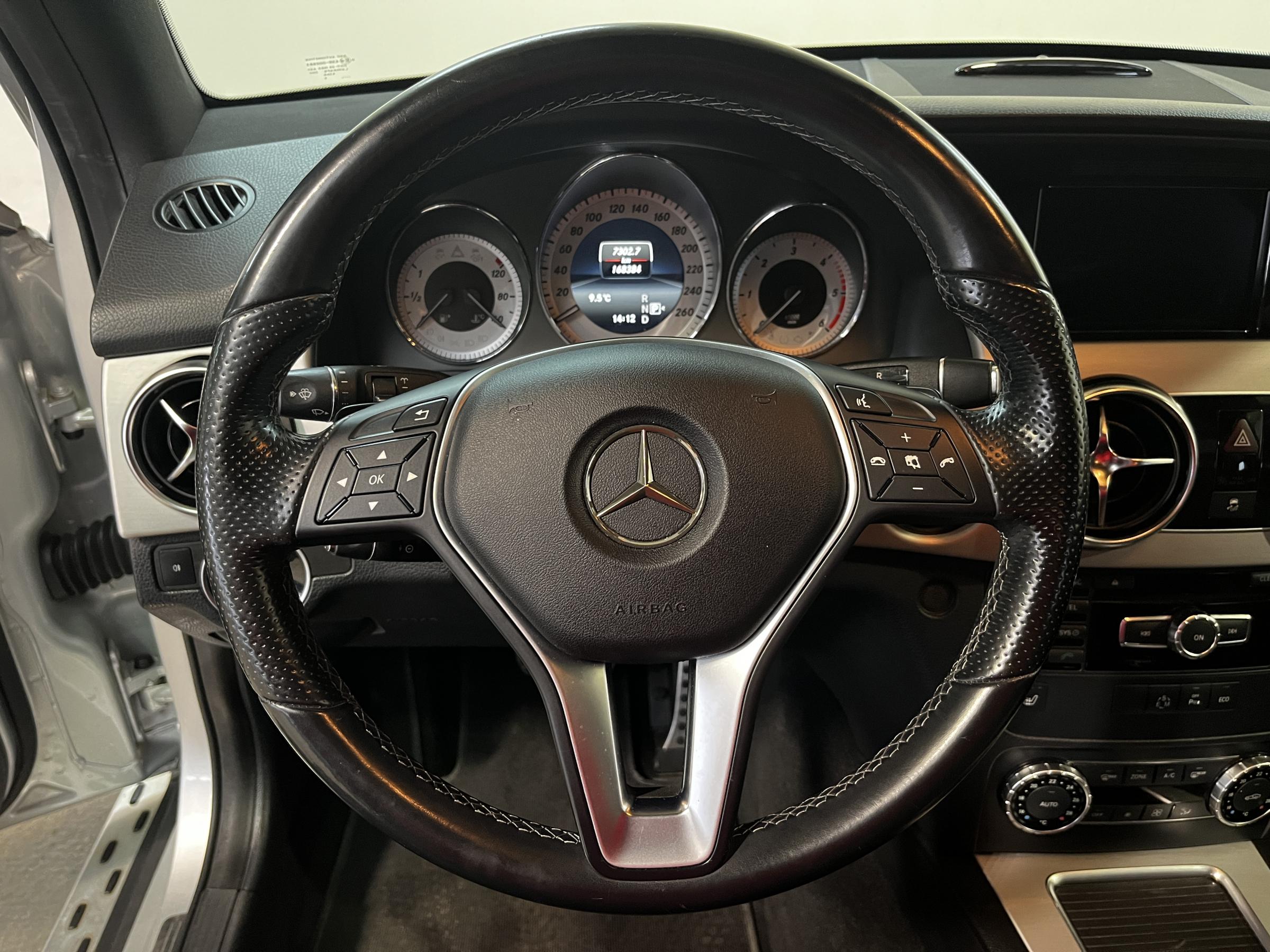 Mercedes-Benz GLK, 2015 - pohled č. 16
