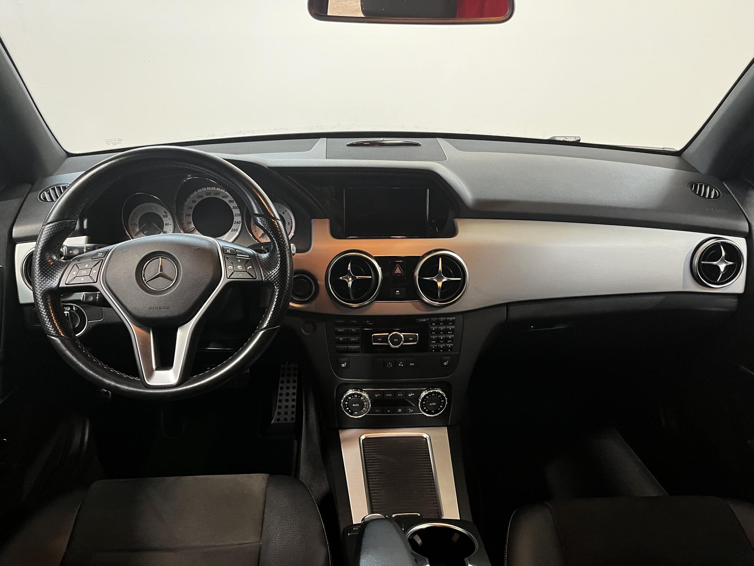 Mercedes-Benz GLK, 2015 - pohled č. 8