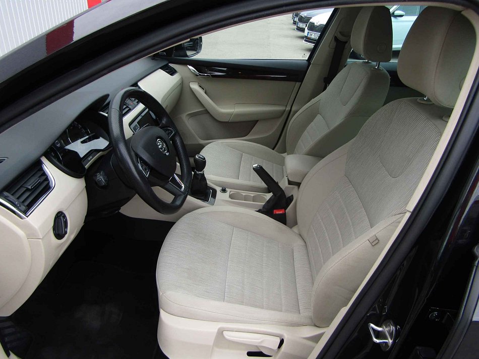 Škoda Octavia III 2.0 TDi Elegance