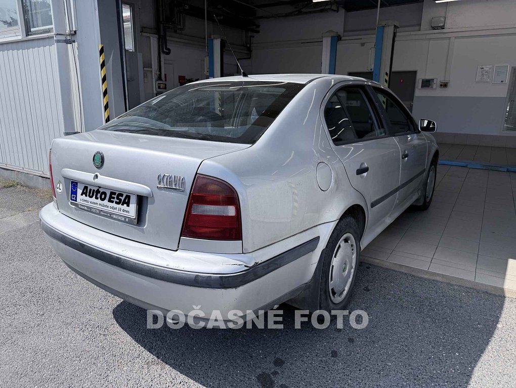 Škoda Octavia 1.6i 