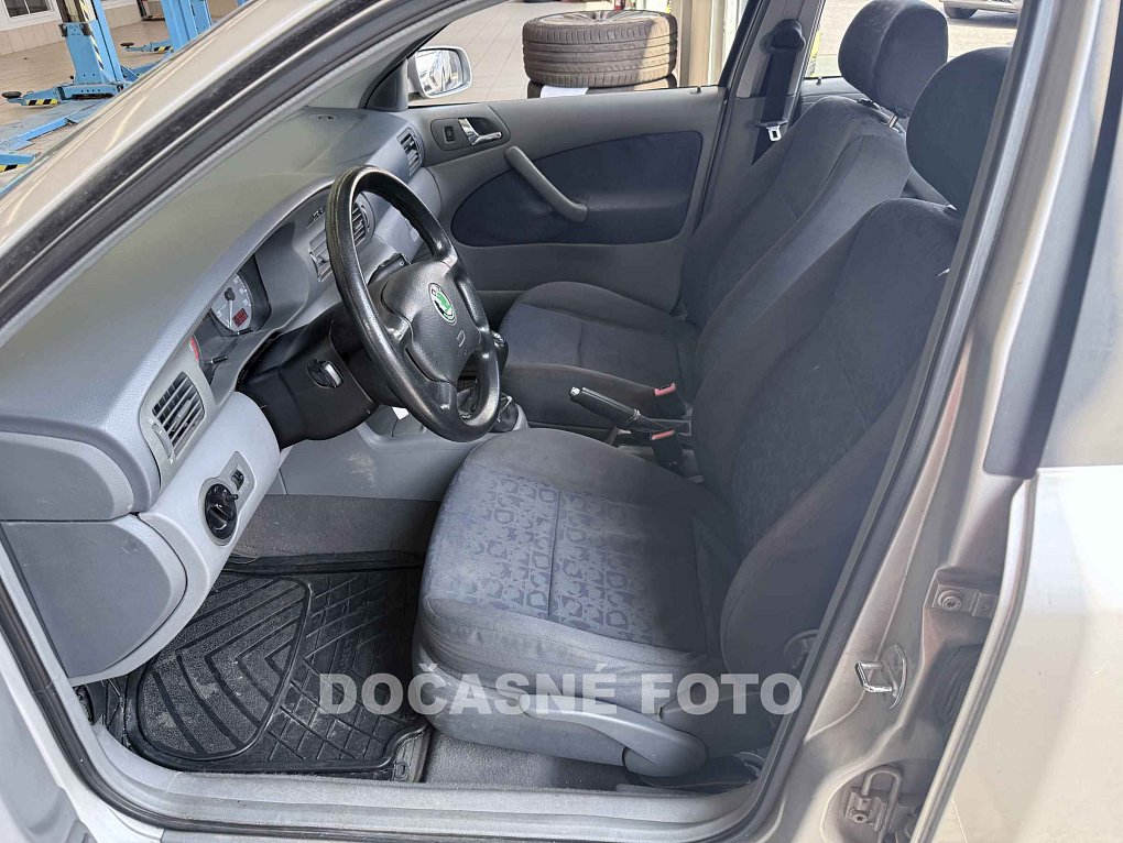 Škoda Octavia 1.6i 