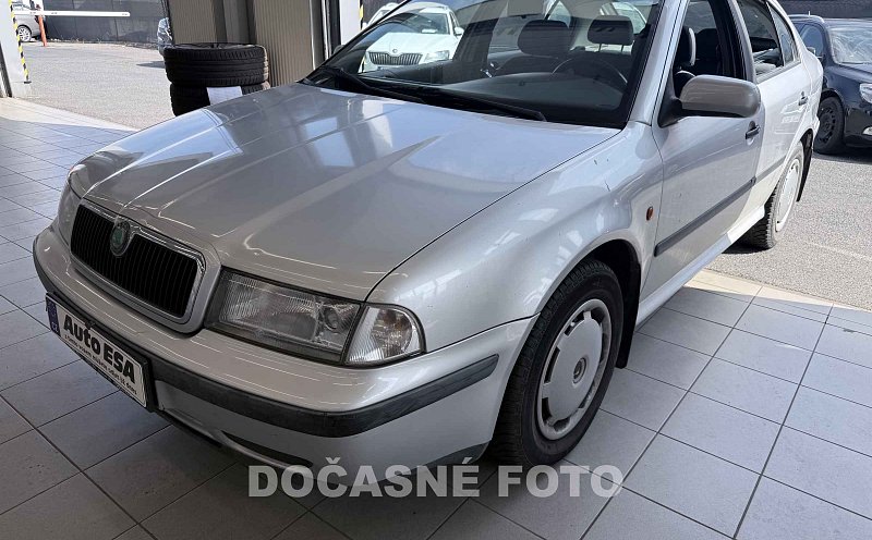 Škoda Octavia 1.6i 