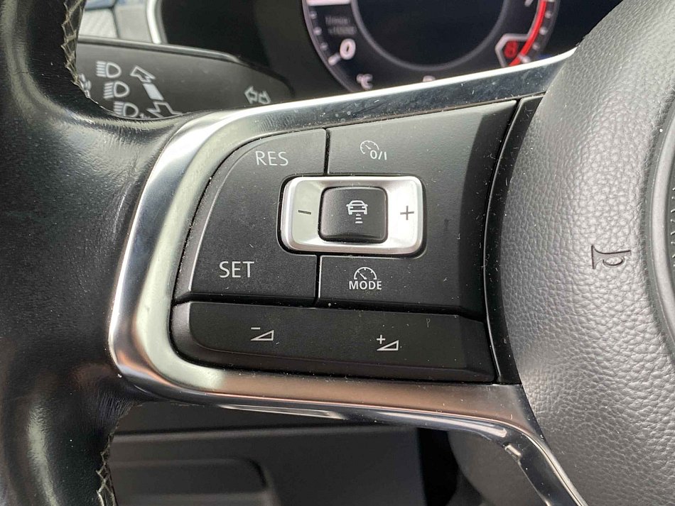 Volkswagen Arteon 2.0 TSi 