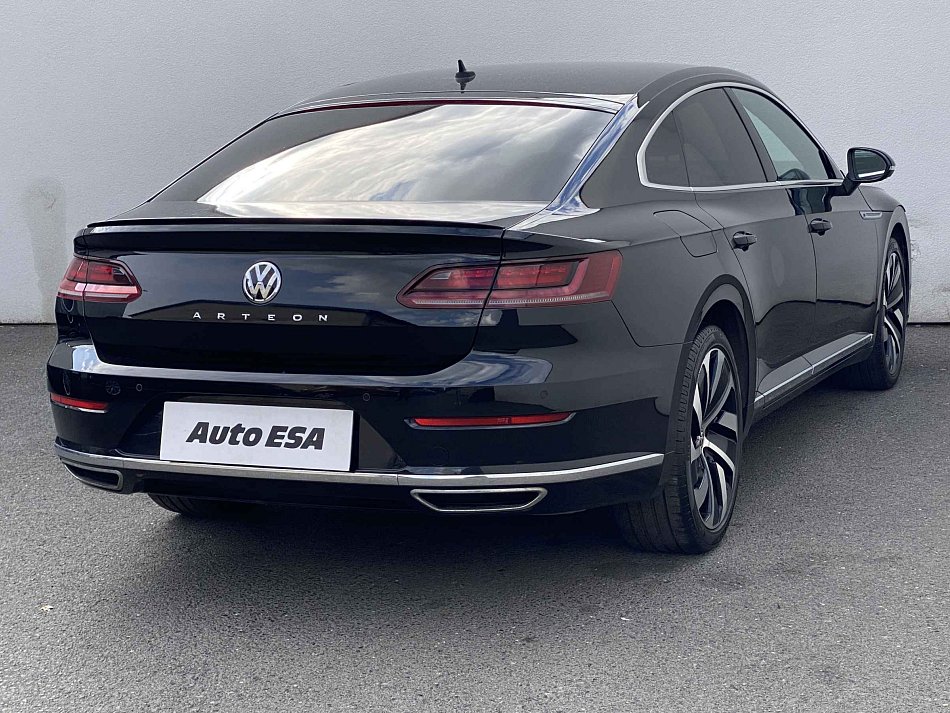 Volkswagen Arteon 2.0 TSi 