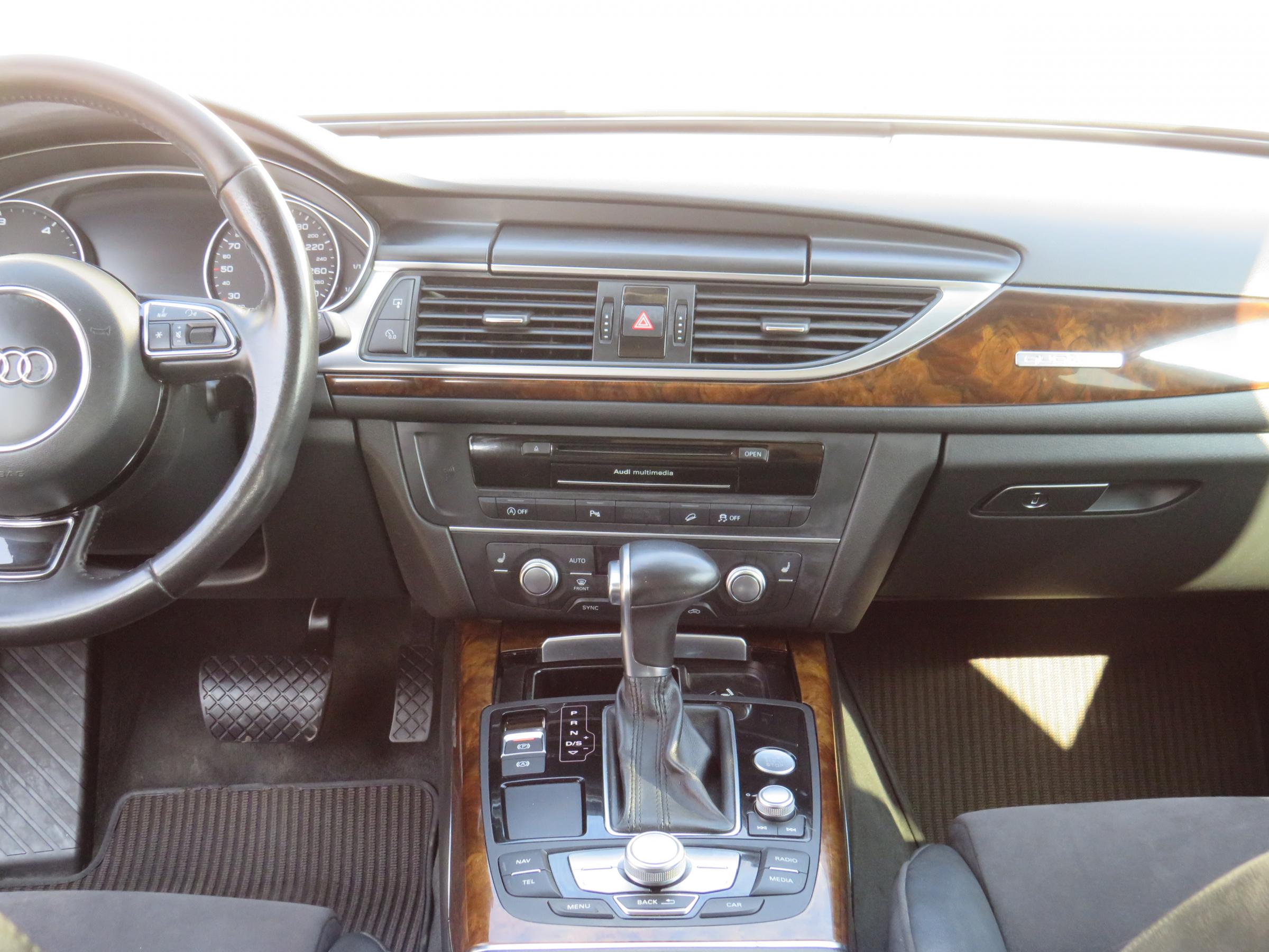 Audi A6 Allroad, 2014 - pohled č. 10