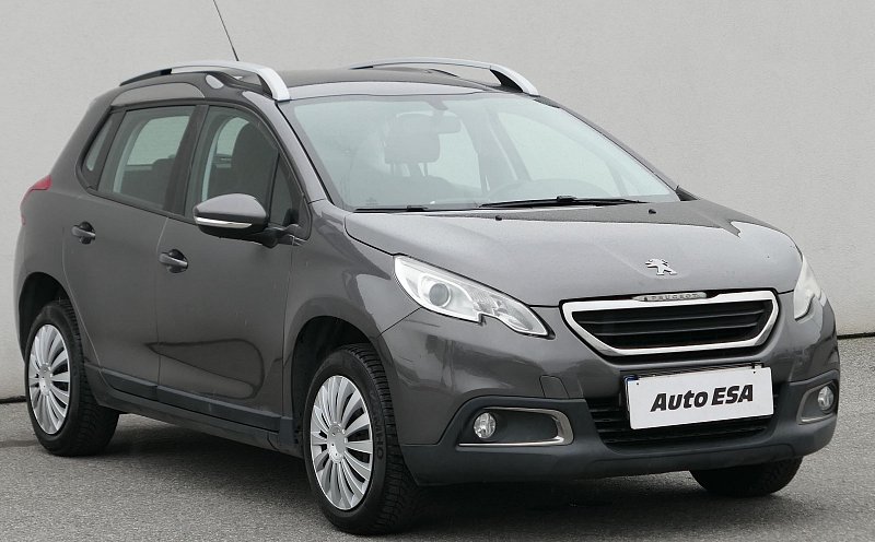 Peugeot 2008 1.2i 
