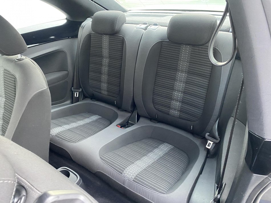 Volkswagen Beetle 2.0 TSi Sport