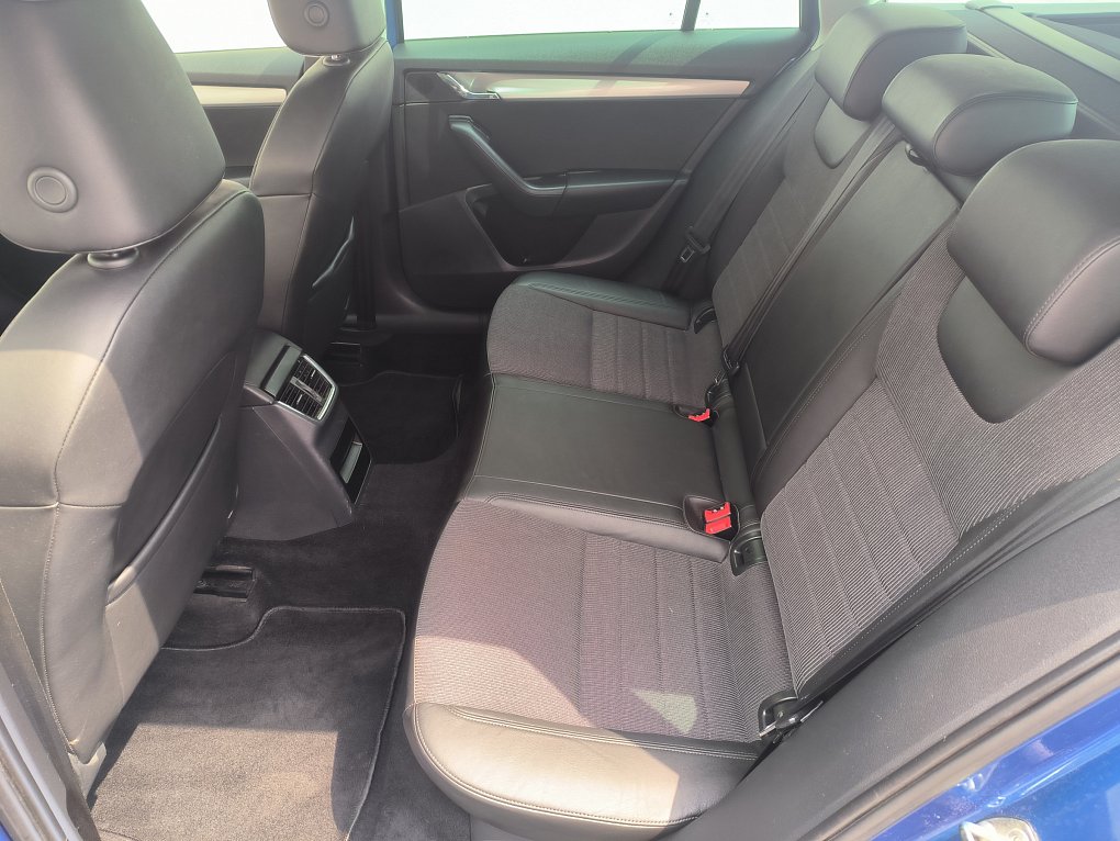 Škoda Octavia III 1.6 TDi Elegance 4x4