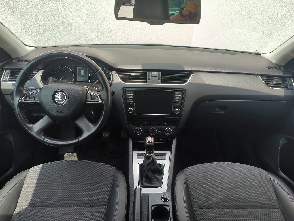 Škoda Octavia III 1.6 TDi Elegance 4x4