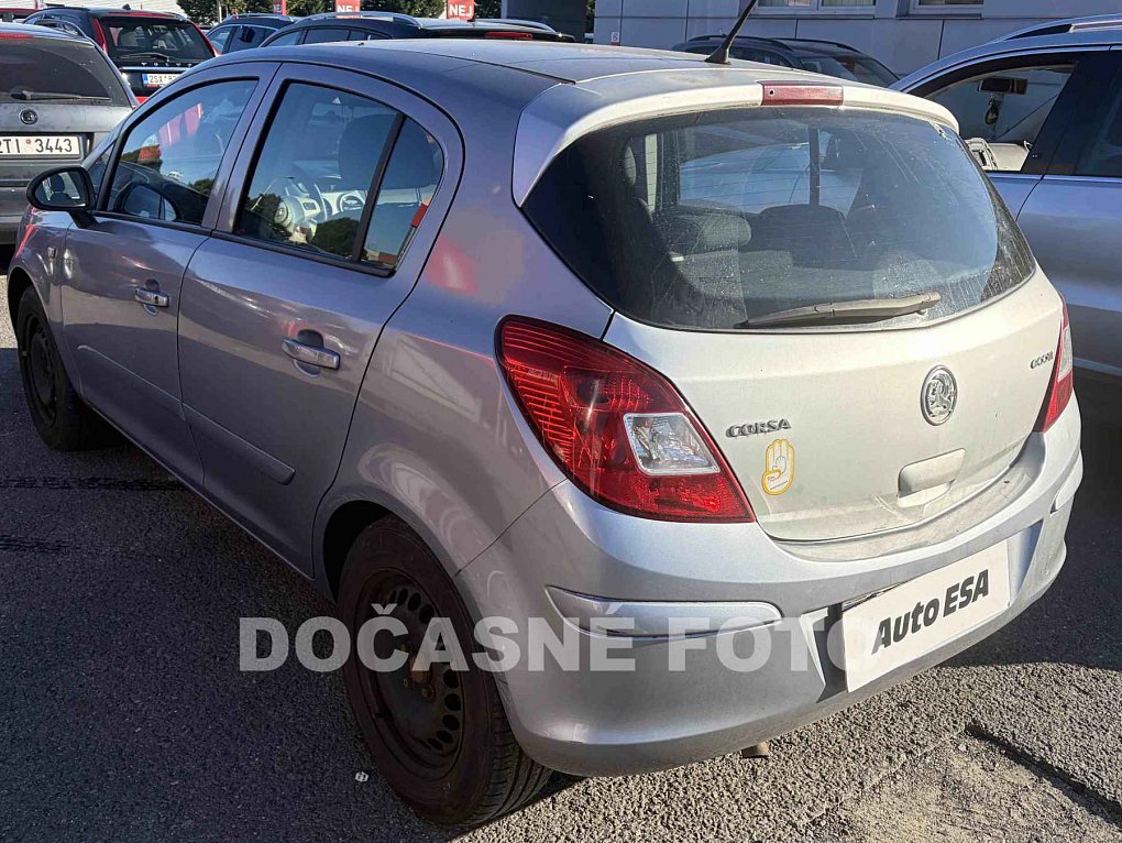 Opel Corsa 1.2i 