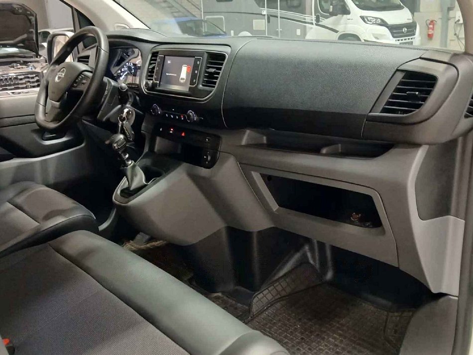 Opel Vivaro 2.0CDTi Edition L3 DÍLNA