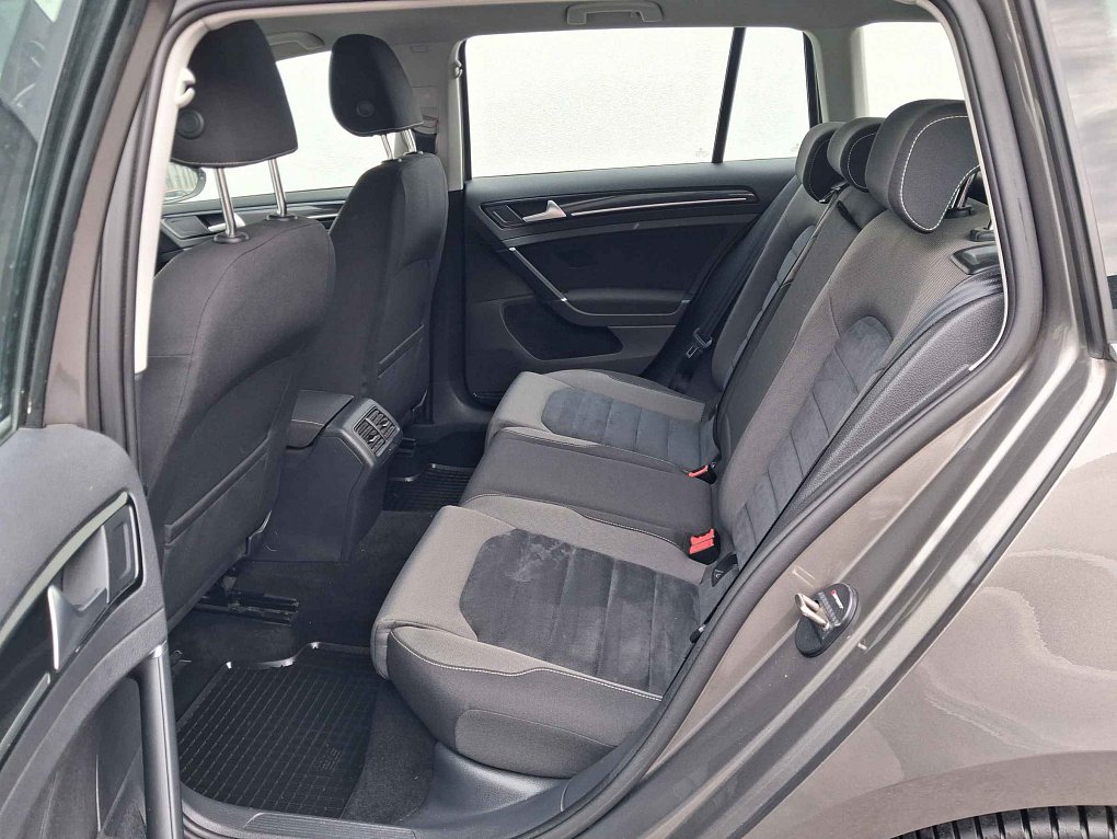 Volkswagen Golf 2.0TDi Highline