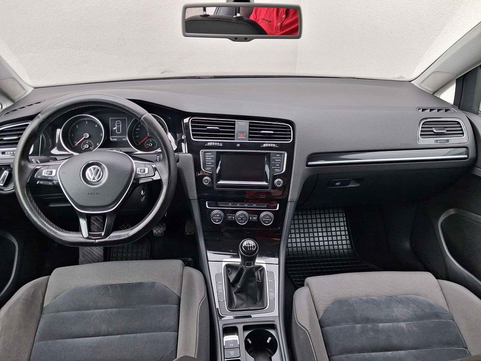 Volkswagen Golf 2.0TDi Highline
