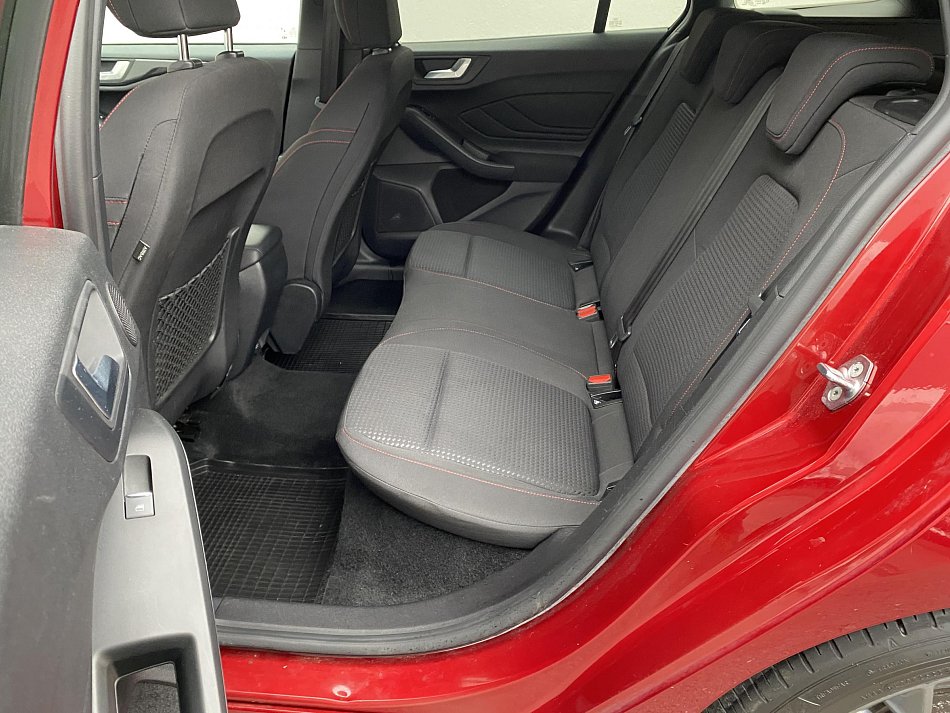 Ford Focus 2.0 TDCi ST-Line