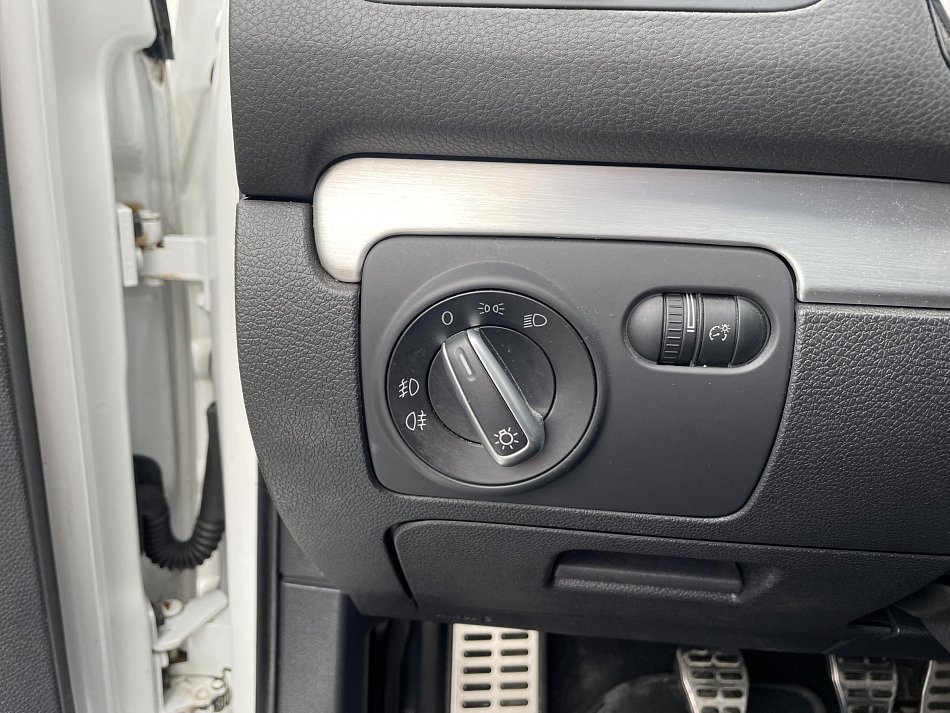 Volkswagen Golf 2.0 TSi GTi Adidas