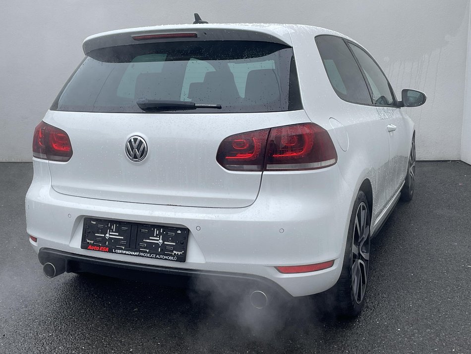 Volkswagen Golf 2.0 TSi GTi Adidas