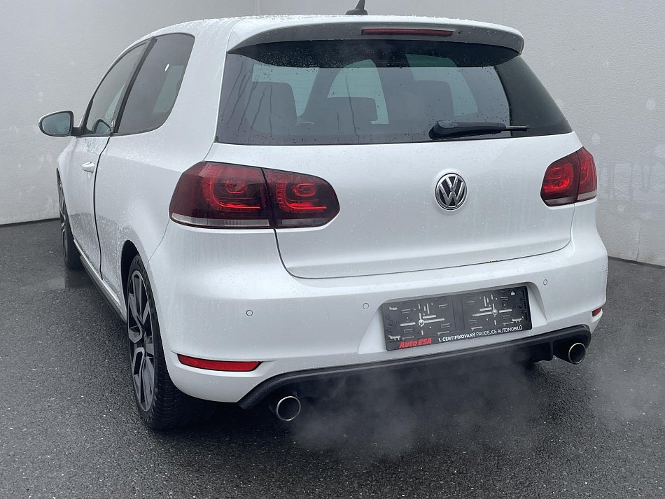Volkswagen Golf 2.0 TSi GTi Adidas