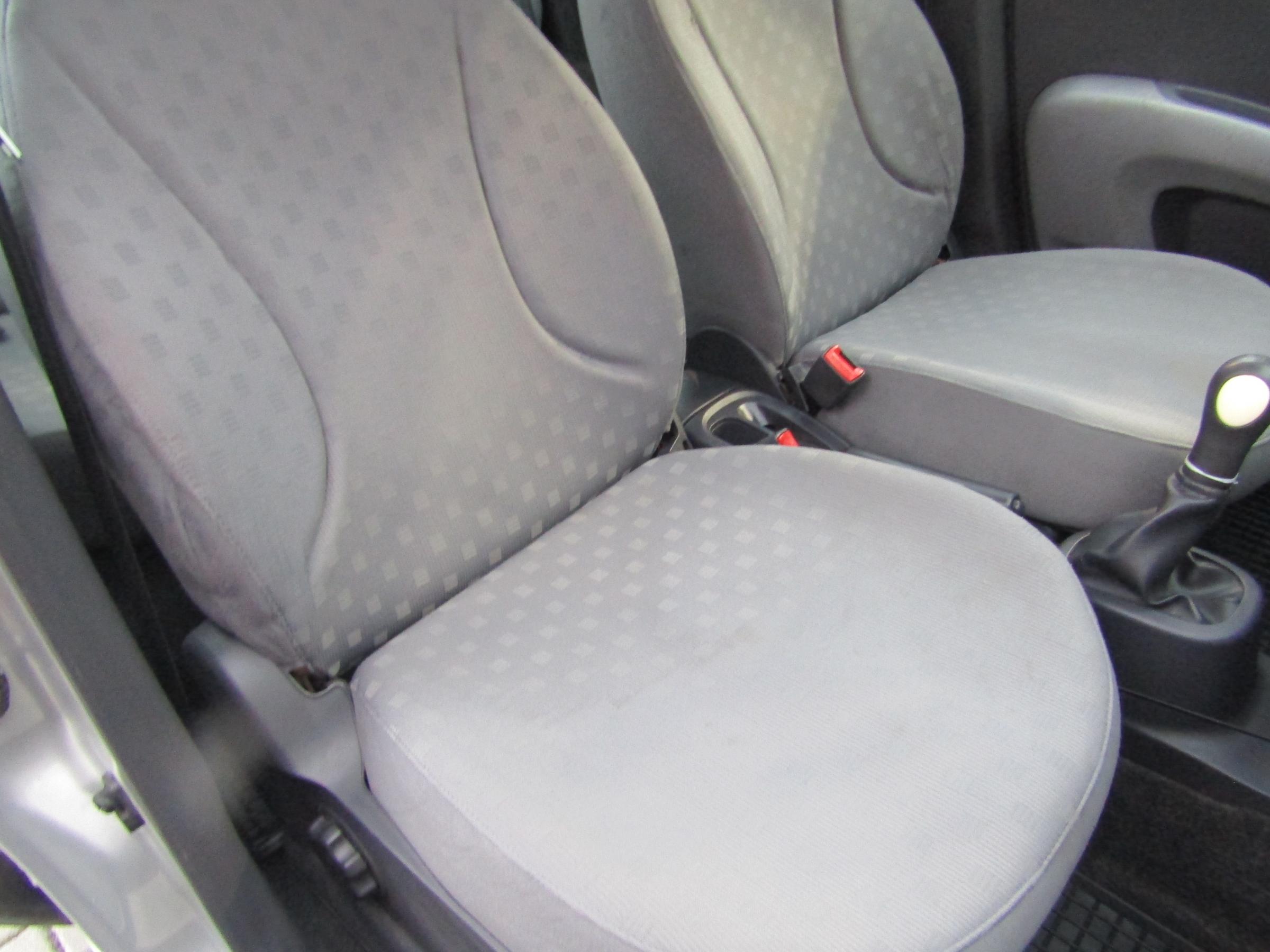 Nissan Micra, 2003 - pohled č. 10