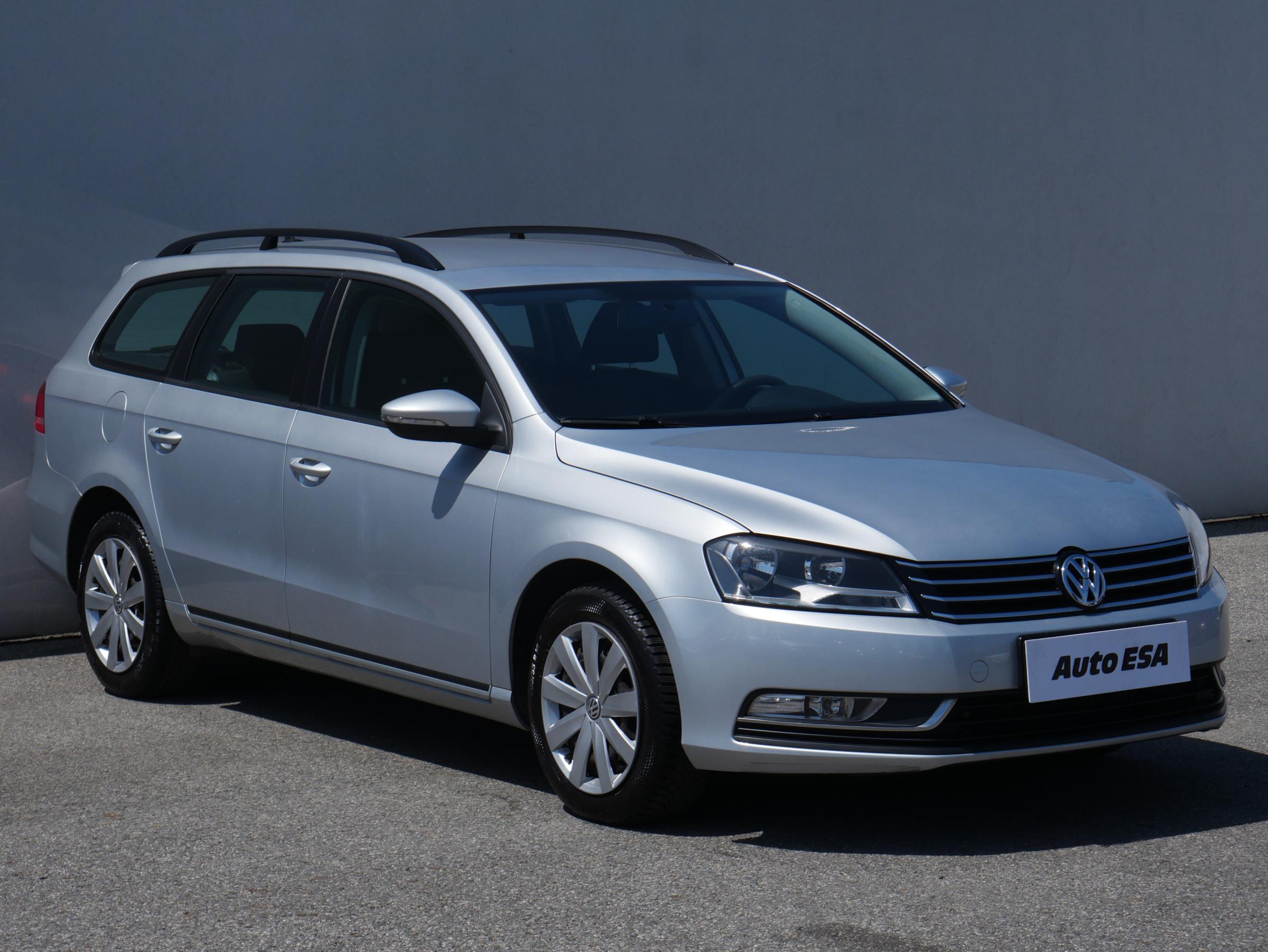 Volkswagen Passat, 2011 - celkový pohled