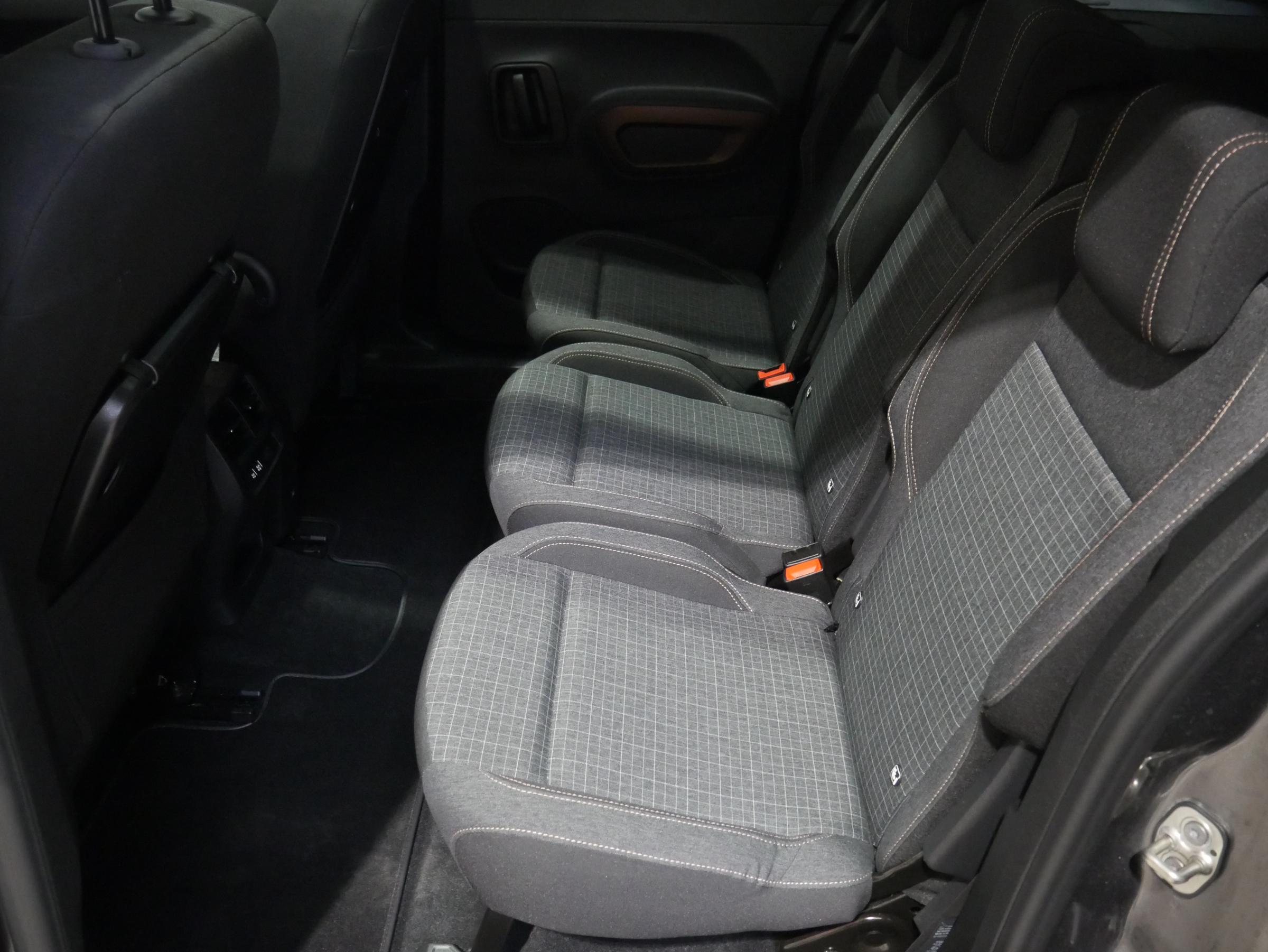 Peugeot Rifter, 2020 - pohled č. 10