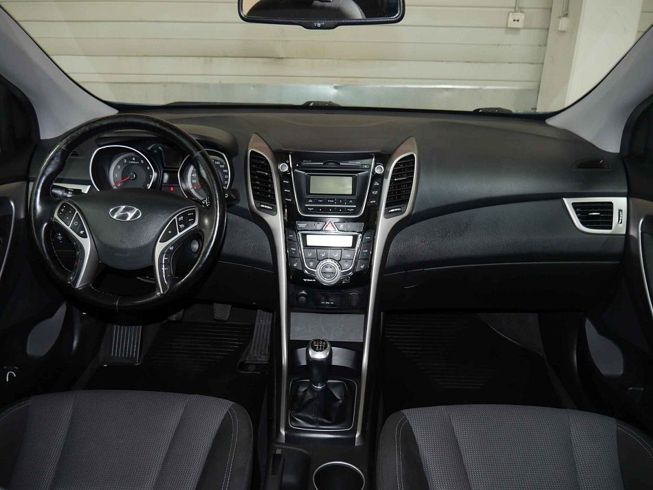 Hyundai I30 1.6i 