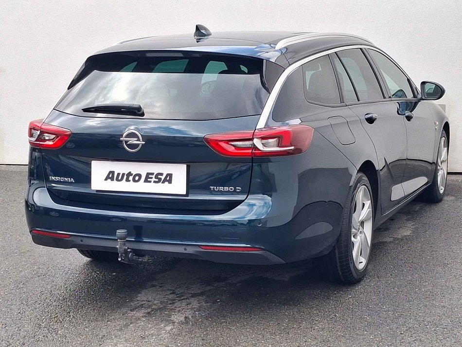 Opel Insignia 2.0 CDTi OPC line