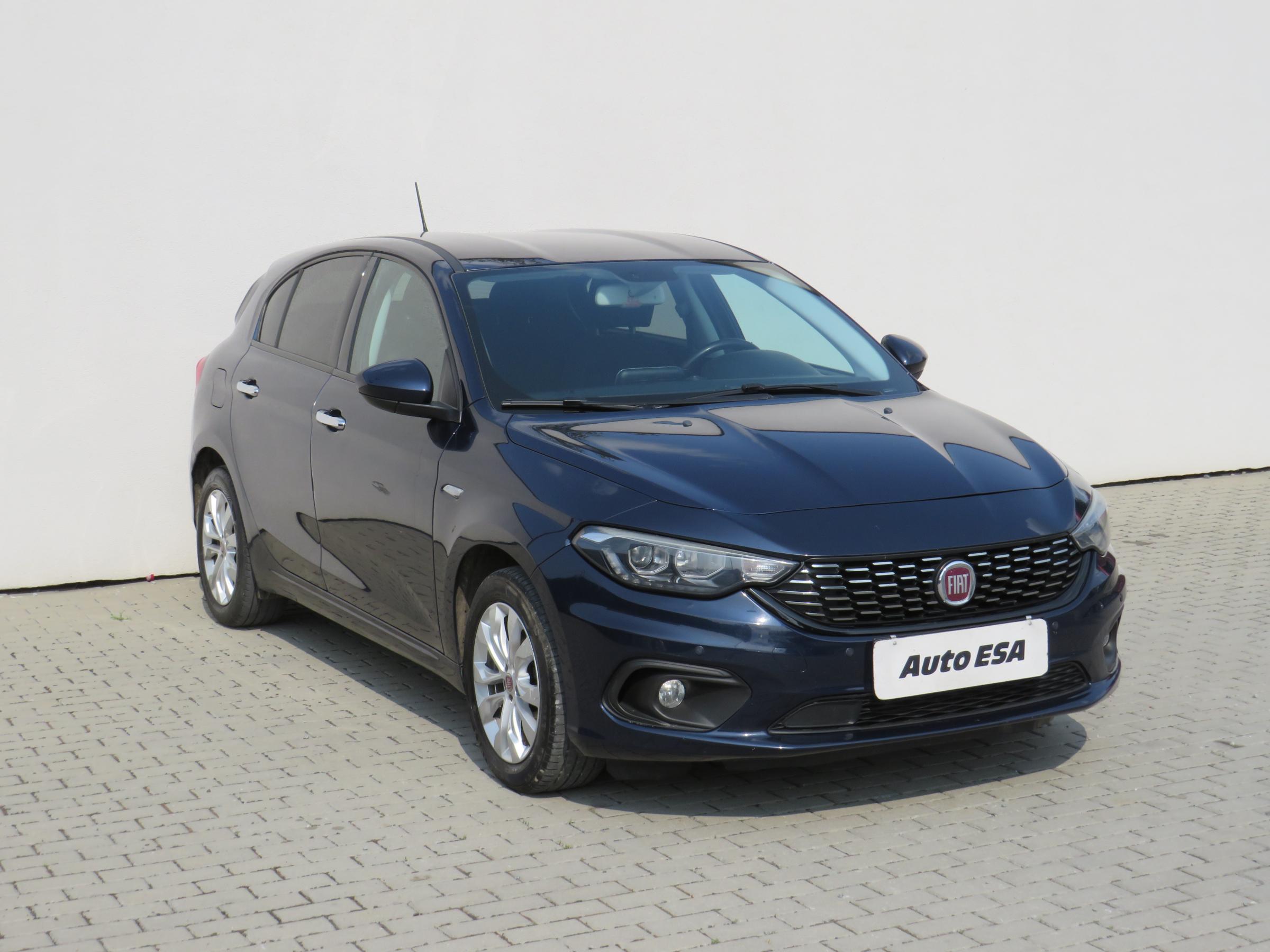 Fiat Tipo, 2017 - celkový pohled