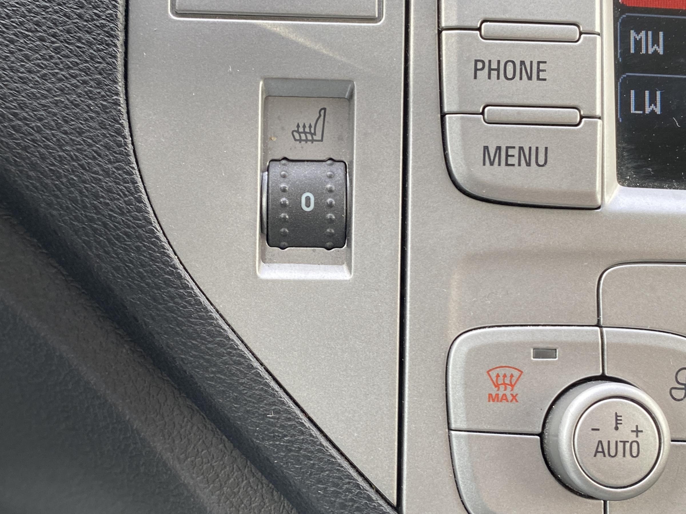 Ford Kuga, 2011 - pohled č. 14