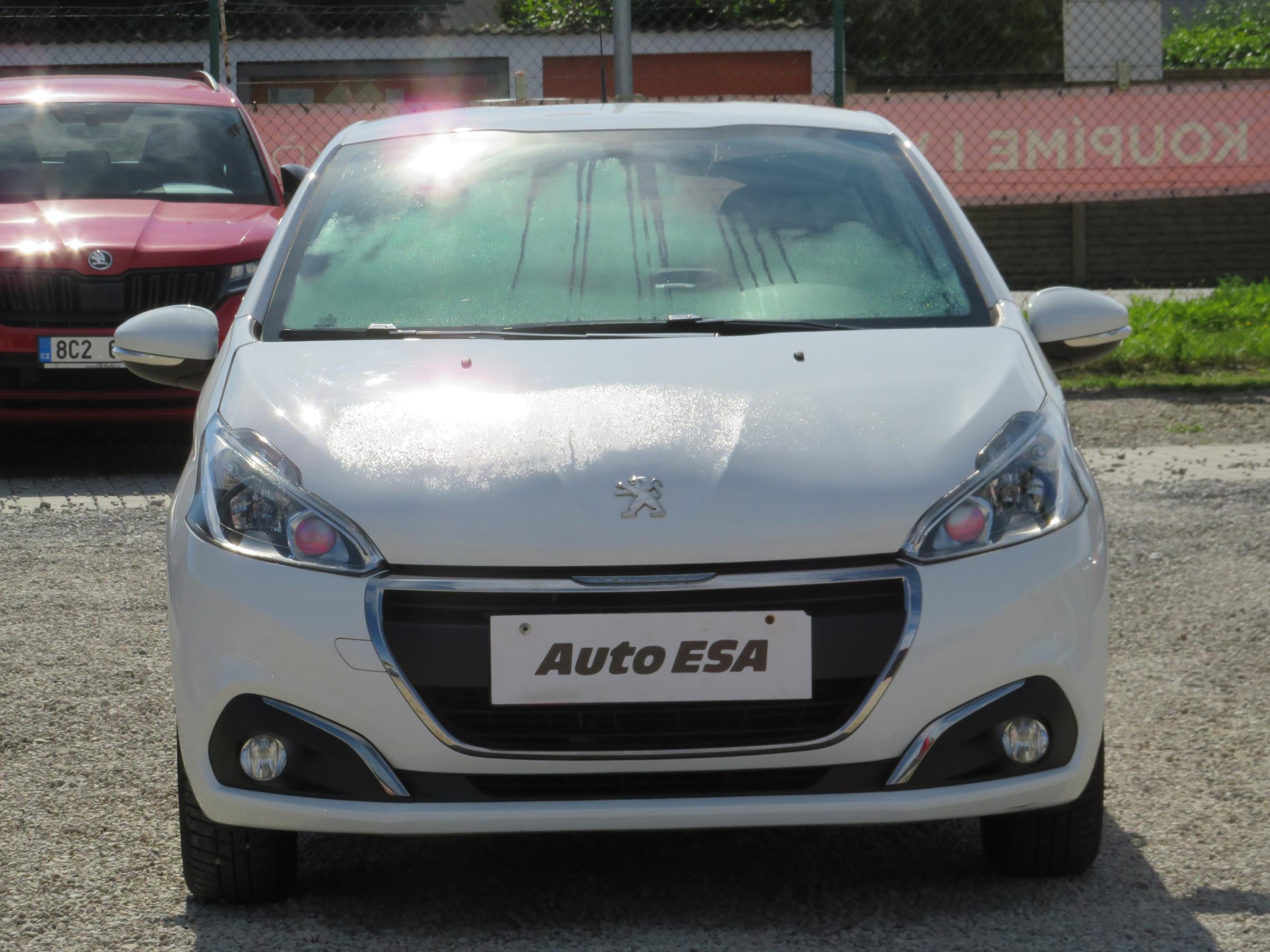 Peugeot 208, 2017 - pohled č. 2