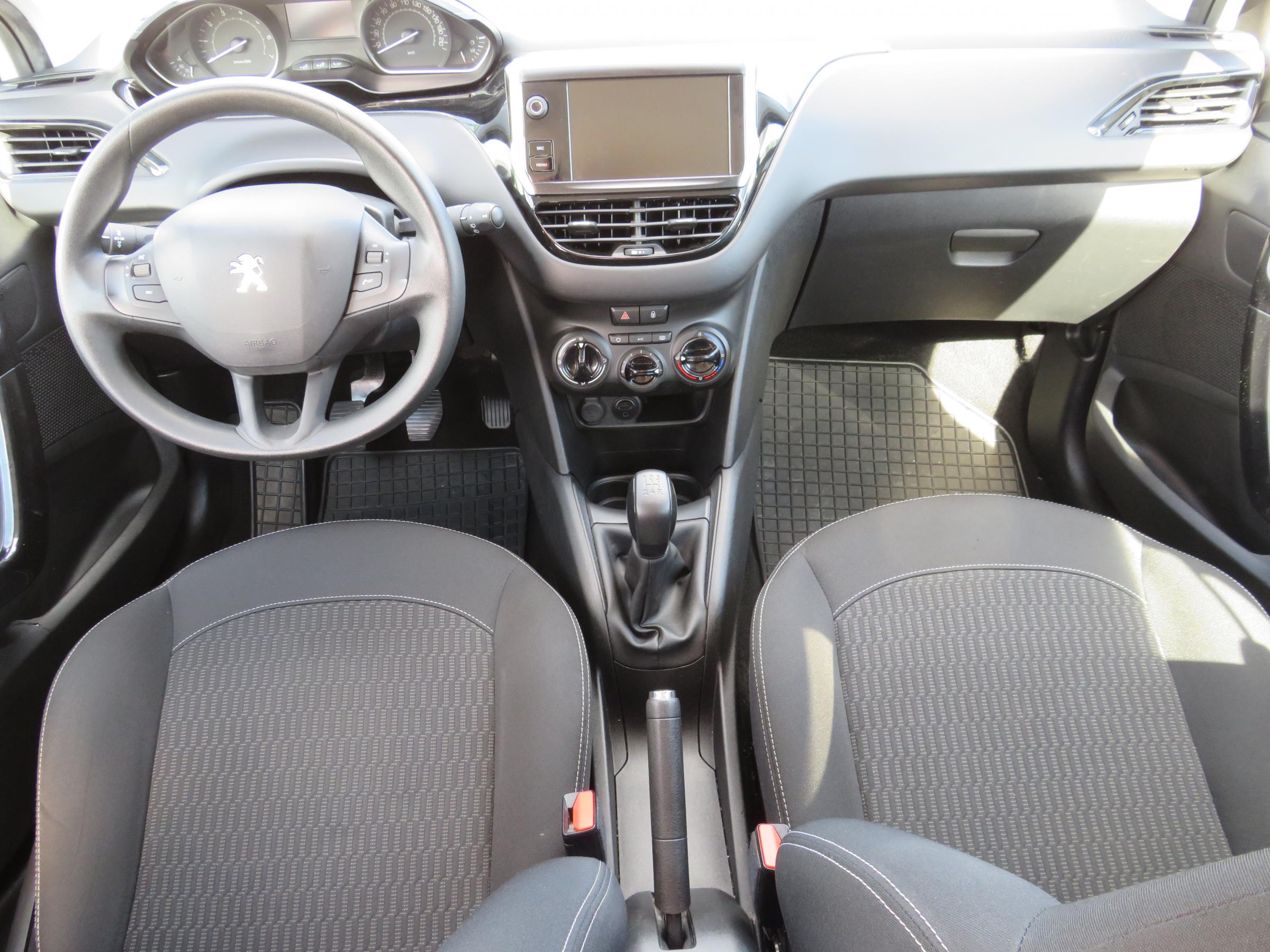 Peugeot 208, 2017 - pohled č. 8