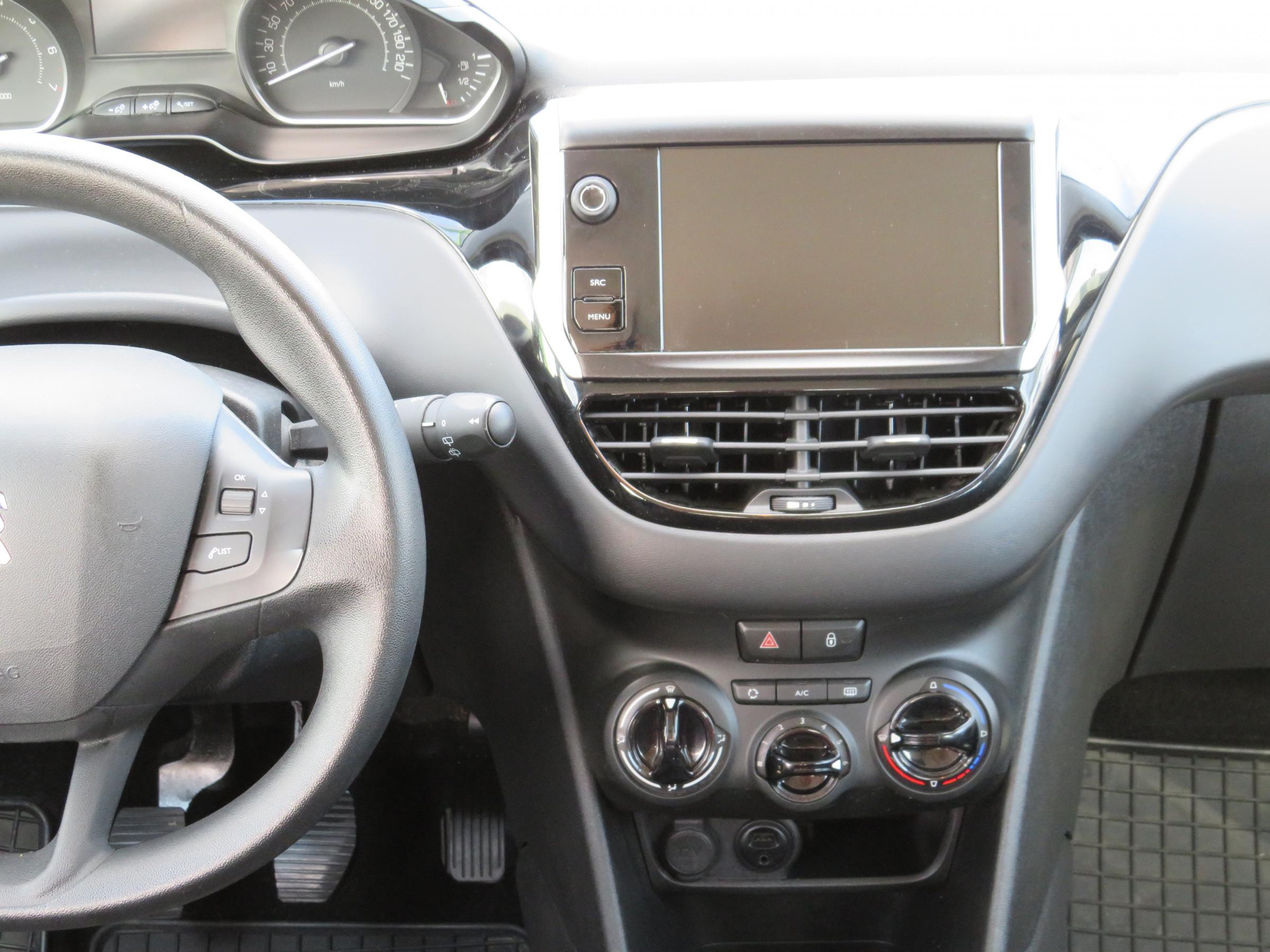 Peugeot 208, 2017 - pohled č. 9