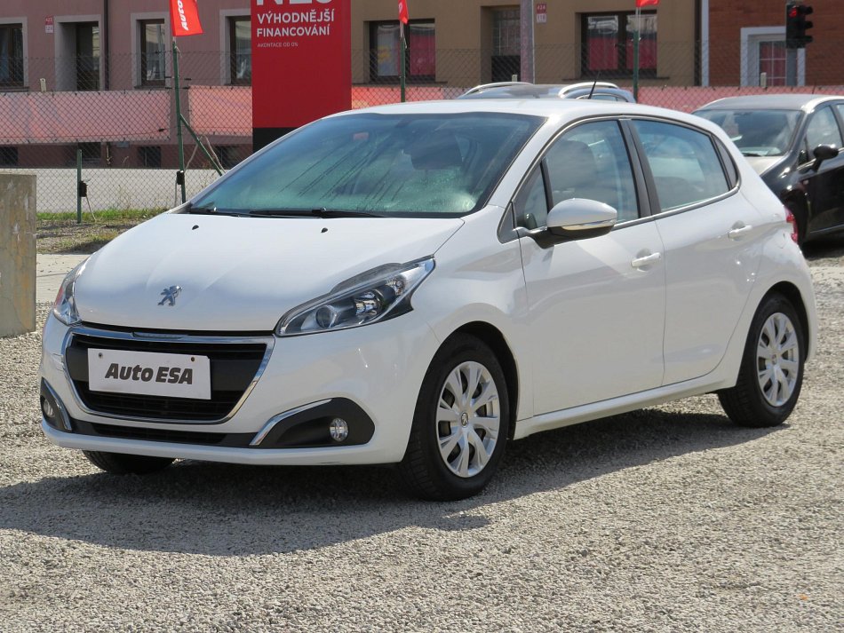 Peugeot 208 1.2PT 