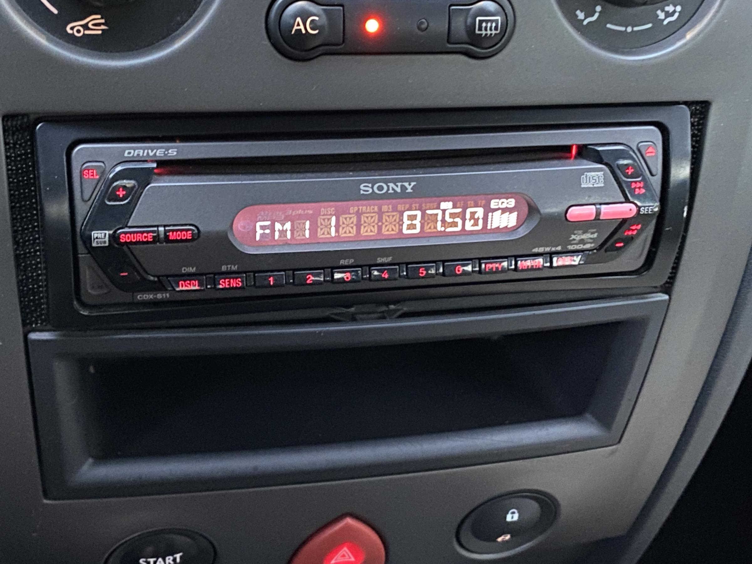 Renault Mégane, 2007 - pohled č. 15