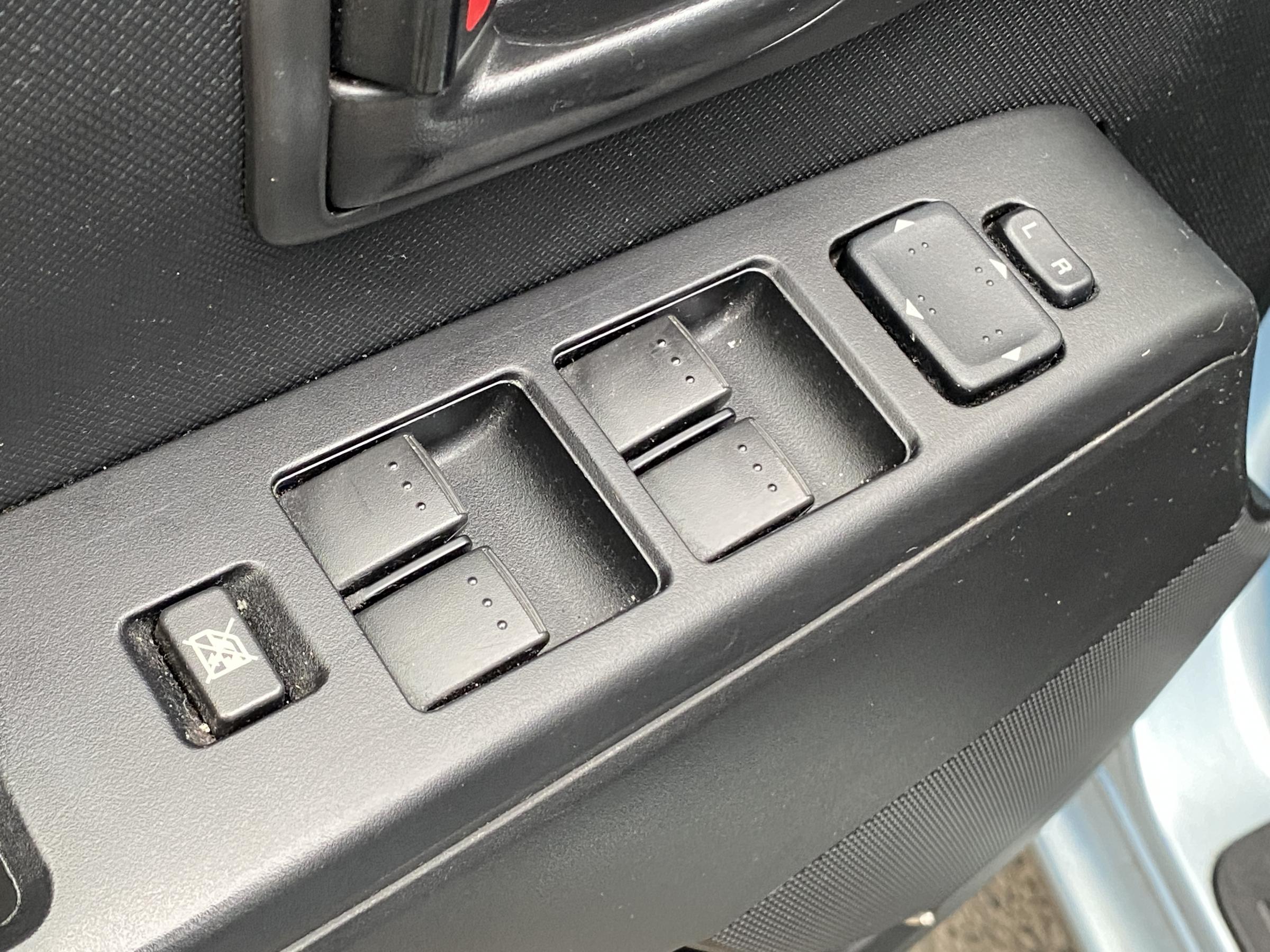 Mazda 5, 2008 - pohled č. 11