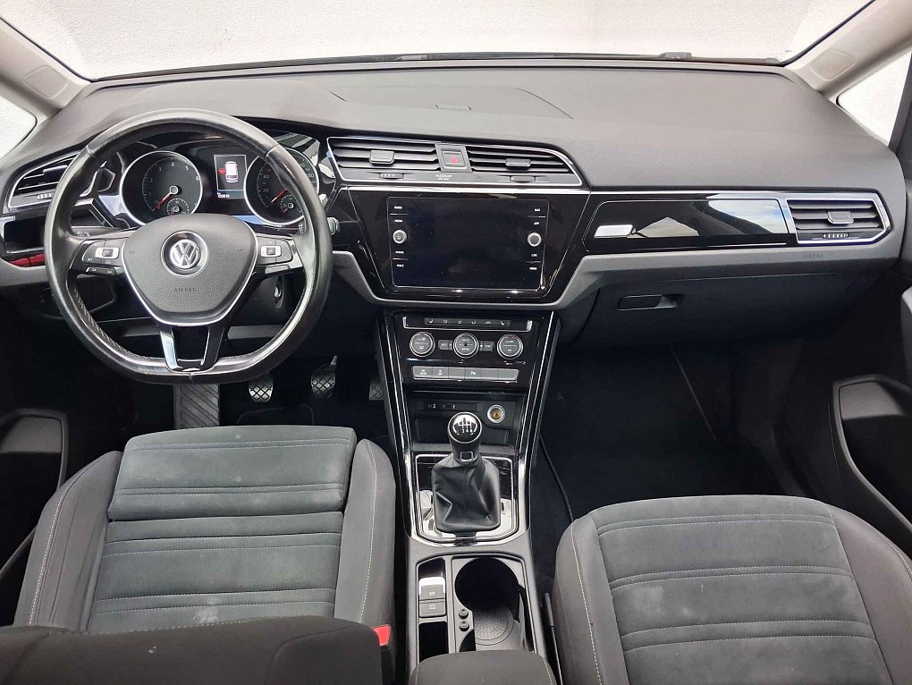 Volkswagen Touran 1.4 TSi Highline