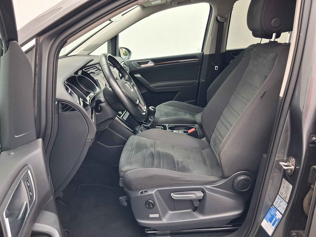 Volkswagen Touran 1.4 TSi Highline
